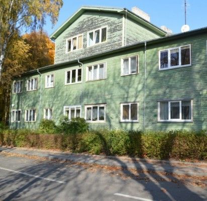 Vasario 16-osios g. 1 namo gyventojai tikėjosi jau pavasarį prasidėsiančios renovacijos, tačiau, kaip ir dar 7 daugiabučių gyventojai, turės palaukti...