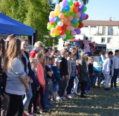 Mažieji smagiai šventė Tarptautinę vaikų gynimo dieną