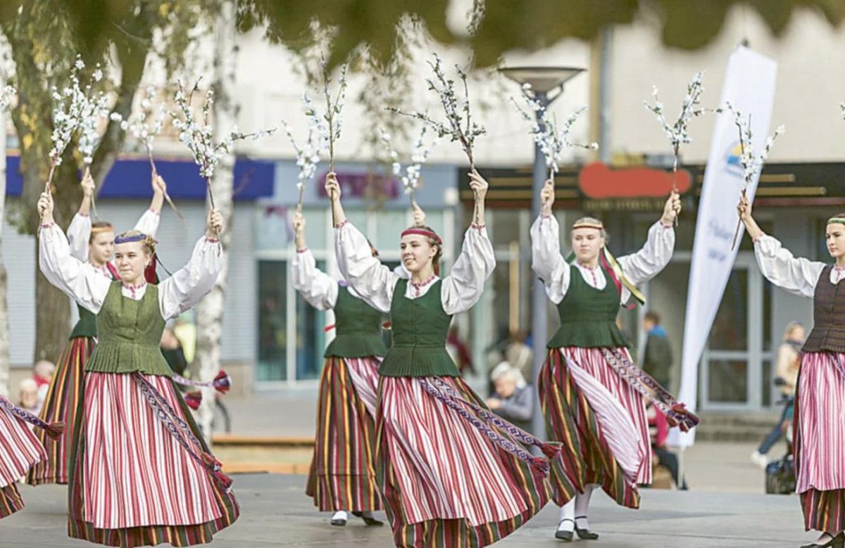 Pajūrio kurortą užlies liaudiškų šokių ritmai