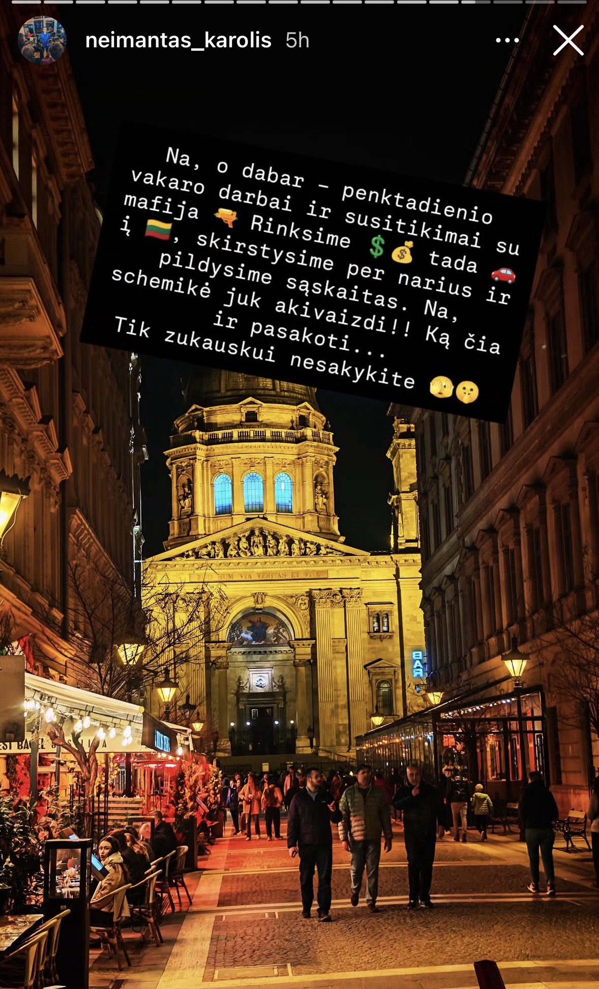 Iš Karolio Neimanto įrašo Facebook