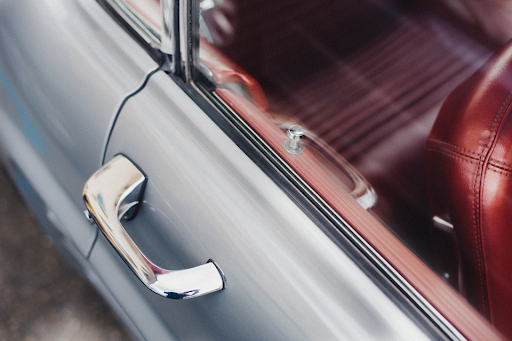 Trys situacijos, kuomet automobilio spynelę reikia keisti