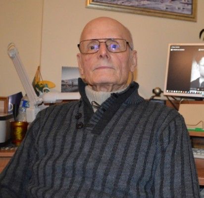 Kazimieras Algirdas Pečiukonis papasakojo apie jaunystėje išgyventus vargus, bet net ir iš šio laikmečio jis daug ko išmoko, gavo daug naudingų gyvenimiškų pamokų.
