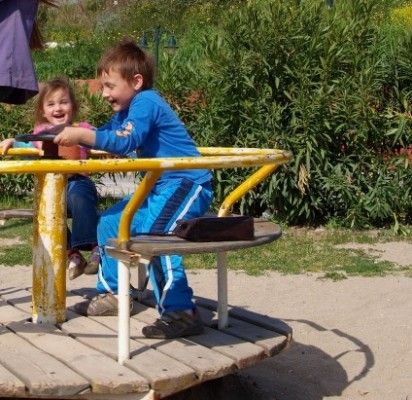 Vaikams parko dar teks palaukti – darbai vaikų parke užsitęsė