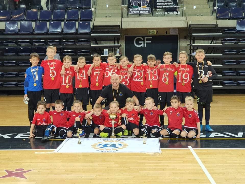 Palangos FK "Gintaras" vienuolikmečiai berniukai triumfavo turnyre Kėdainiuose