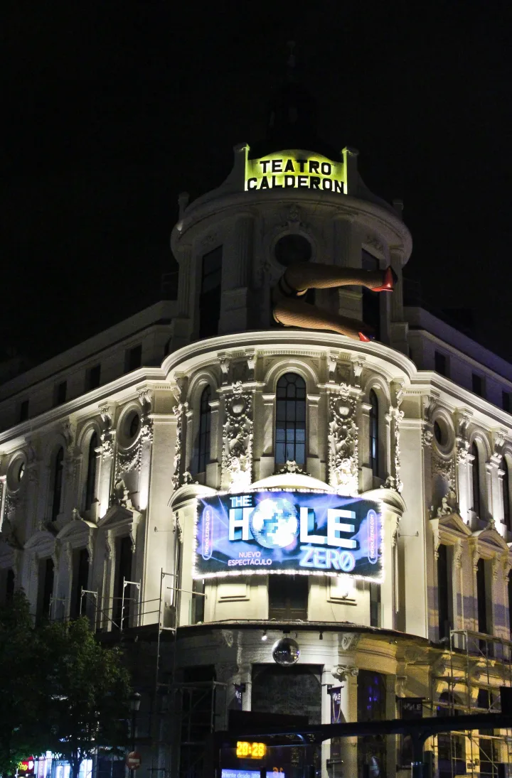 . Išradingumui ribų nėra - vienas iš Madrido teatrų fasadų