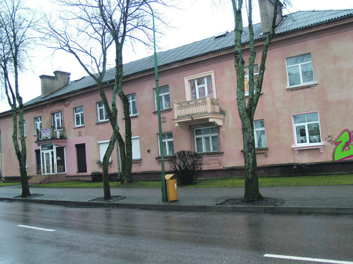 Palangos miesto Vytauto g. 122 daugiabučio gyventojai, praėjusiais metais atsiskyrę nuo „Litesko“ centralizuotų šilumos tiekimo tinklų, švenčia dvigubą pergalę.