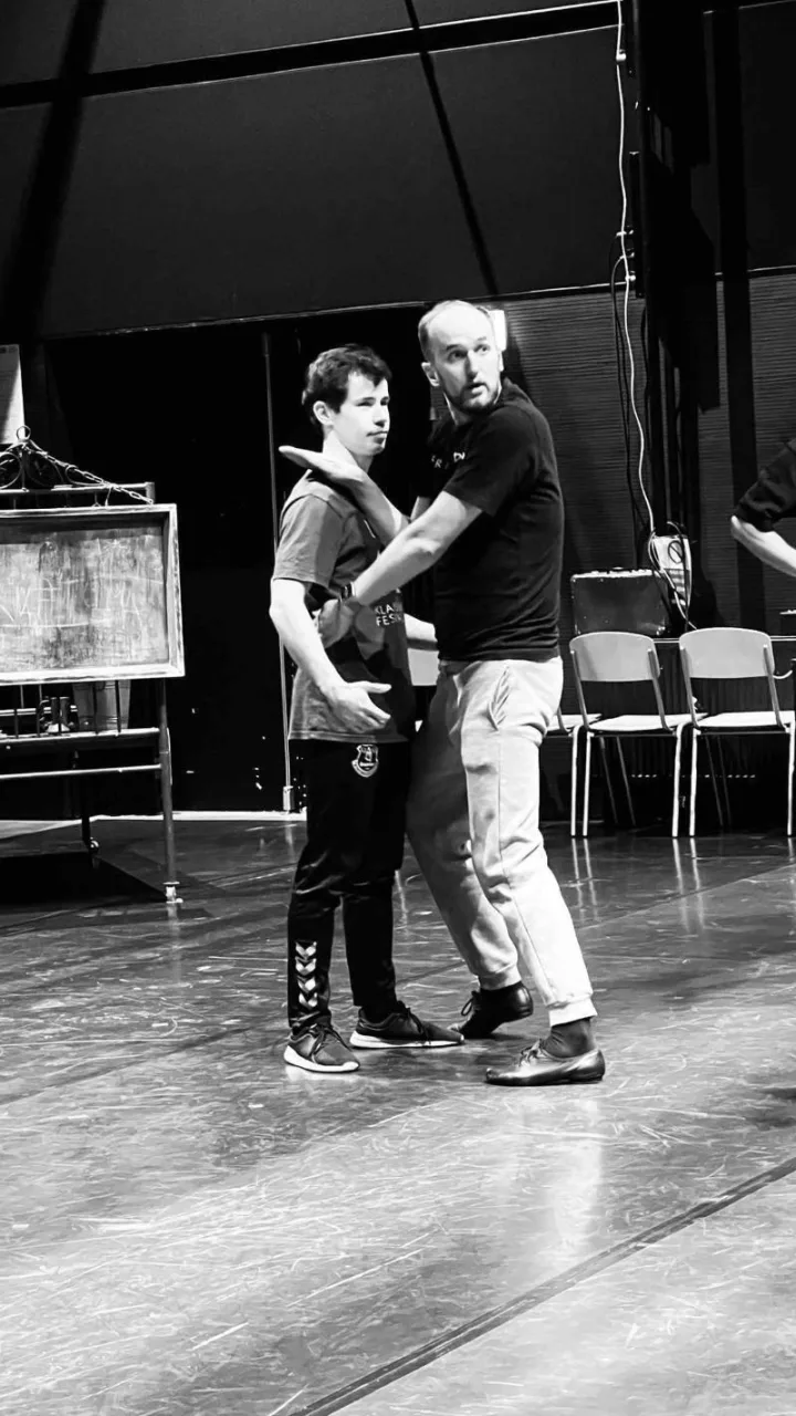 Miuziklo „Matilda“ choreografas Taurūnas Baužas: siekiame, kad vaikai scenoje atsiskleistų tik gražiausiomis spalvomis – nuotrauka 4