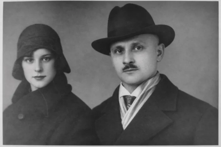 Simonas Benjaminovičius su dukra Rachile, apie 1937 m. Palanga