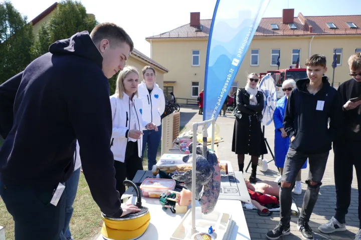 Profesijos pažinimo diena „Karjeros stotelė-23“ Palangos Šventosios pagrindinėje mokykloje – nuotrauka 1