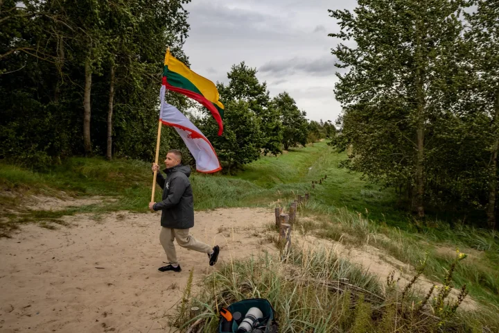 Vienybės žygio dalyviai iš Šventosios pasiekė Lietuvos ir Latvijos sieną – nuotrauka 5