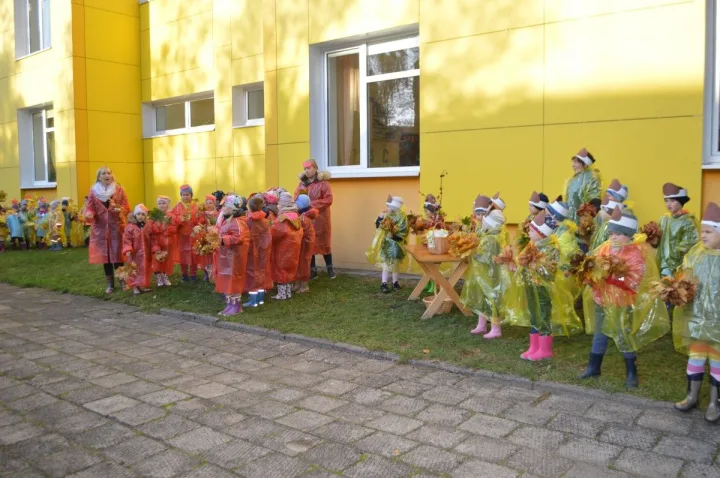 Dovanotame šiltnamyje šiemet jau nuimtas pirmasis derlius