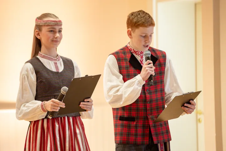 X Respublikinis lietuviškų dainų ir šokių festivalis–konkursas „Gimtinė": tradicijų šventė, suvienijusi 320 vaikų bendrystei – nuotrauka 5
