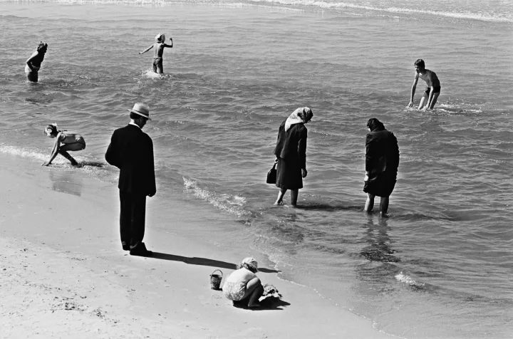 Odė buvimui prie jūros. A.Kunčiaus fotografijose – 50 atostogų Palangoje metų (FOTO GALERIJA) – nuotrauka 7