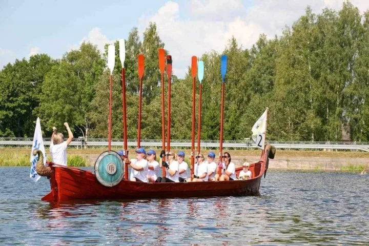 „Auksinės“ „Palangos vandenų“ irkluotojos: svarbiau už pergalę – komandos susitelkimas tiek sporte, tiek darbe – nuotrauka 1