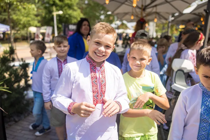 Neeilinė diena: Palanga kartu su Premjere Ingrida Šimonyte pasitiko vaikus iš kurorto miesto partnerio Ukrainoje – Bučos (NUOTRAUKŲ GALERIJA) – nuotrauka 10
