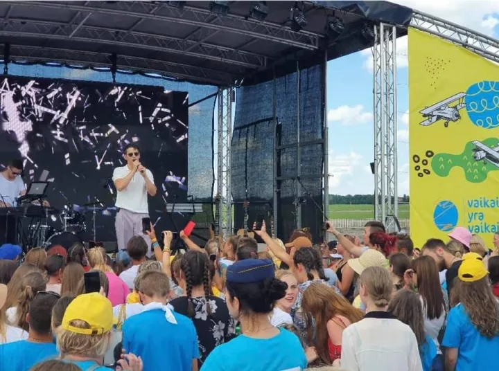 Palangos miesto socialinių paslaugų centras Kaune vykusiame vasaros festivalyje „Vaikai yra vaikai“ gavo „Palanga magnetiškiausia“ nominaciją (FOTO GALERIJA) – nuotrauka 1