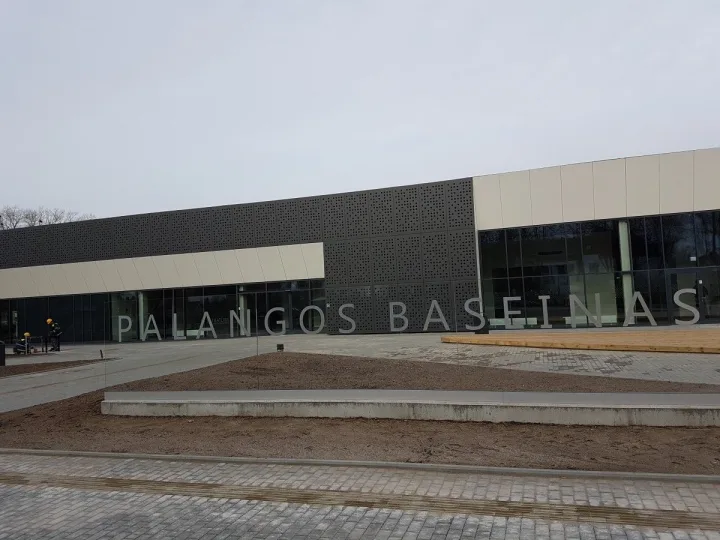 Palangos baseino plaukimo takelius išmėgins šeimos