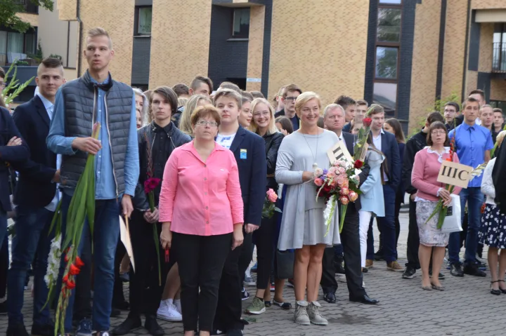 Nauji mokslo metai prasidėjo: linkėta siekti tikslų ir nebijoti prašyti pagalbos – nuotrauka 1