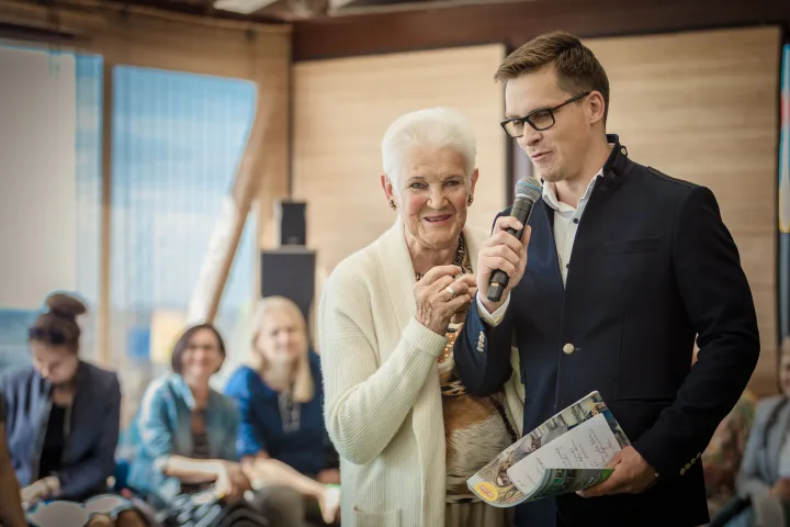 „Kai dirbat, tai ir padarot“, – šypsojosi mokytoja Kostancija Strikienė.