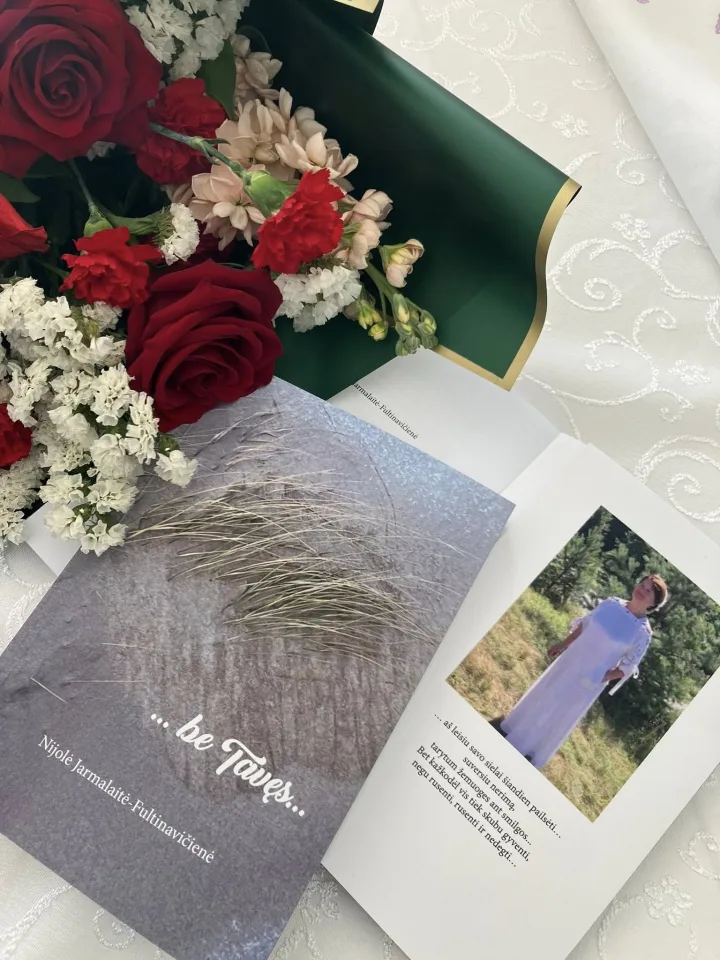 Ketvirtąją poezijos knygą išleidusi Nijolė Fultinavičienė: „Ne visus eilėraščius išspausdinau – patys „pačiausi“ liko slapčiausioje širdies kertelėje“ – nuotrauka 1