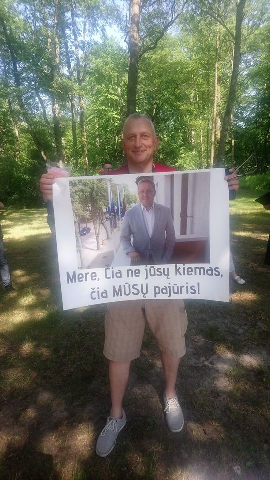 Akcijoje dalyvavo prieštaringai vertinamas buvęs Tarybos narys Eimutis Židanavičius