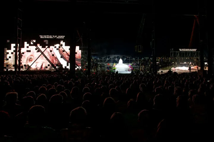 Į videografinį spektaklį „Carmina Burana“ įsilies ir Europos teatruose žinomas baritonas Modestas Sedlevičius – nuotrauka 4