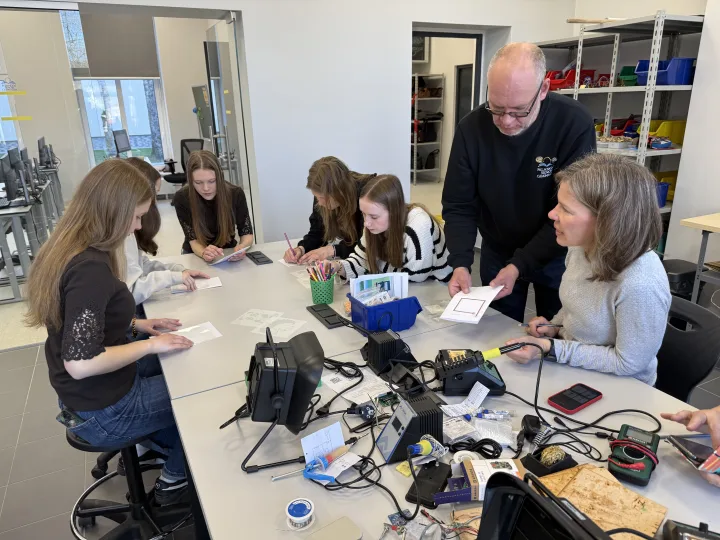 Erasmus+ projekto dalyviai, Palangos gimnazistai ir Vokietijos mokiniai, susitiko Palangoje (FOTO GALERIJA) – nuotrauka 1