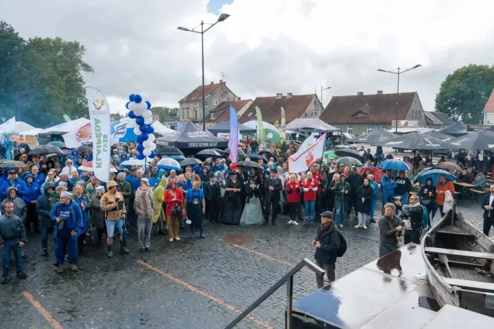 Šventosios bendruomenės debiutas – iškart ant nugalėtojų pakylos: žuvienės čempionate iškovojo trečiąją vietą – nuotrauka 1