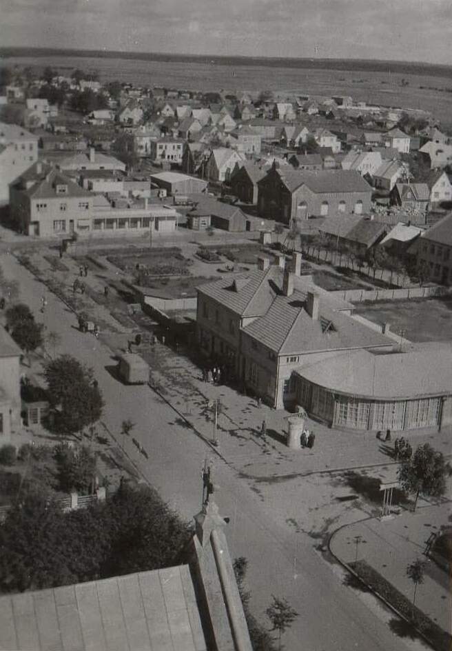 Antrame plane matosi Mažoji ir Didžioji sinagogos 1959 m. iš Palangos bažnyčios bokšto
