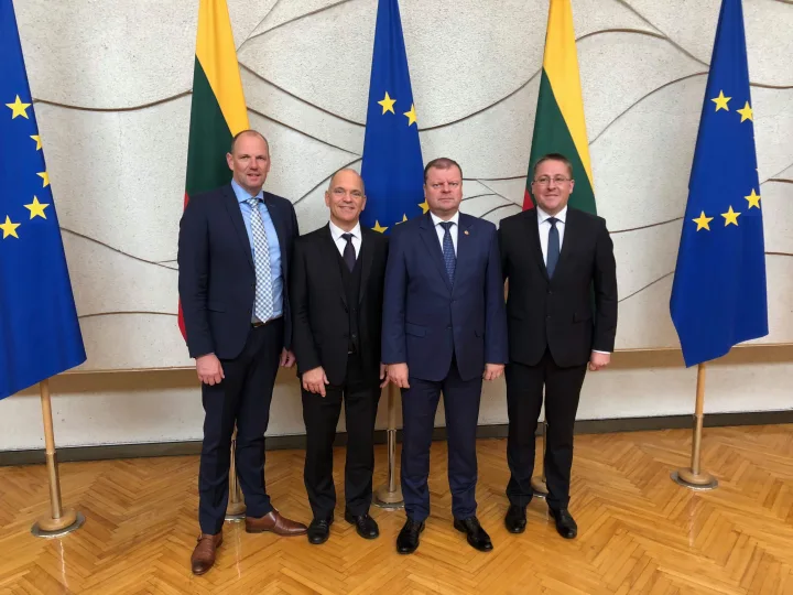 Vyriausybėje pasirašyta istorinė sutartis dėl prestižinio Europos varinių pučiamųjų orkestrų čempionato organizavimo Palangoje – nuotrauka 1