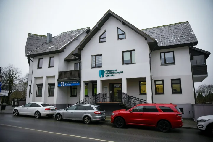 Kretingos Odontologijos Centro odontologė Dovilė Gutianskienė: „Dantų nudilimas ir sąkandžio pokyčiai gali sukelti sveikatos bėdų“ – nuotrauka 1