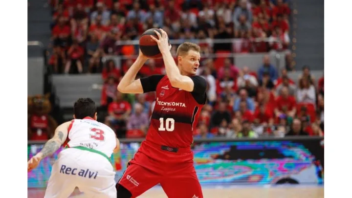 Renaldas Seibutis: „Baigęs krepšininko karjerą, gyvensiu tik Palangoje!”