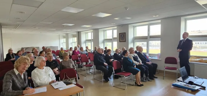 Pensininkų sąjungos „Bočiai“ Palangos skyriaus nariai bendravo su meru Šarūnu Vaitkumi
