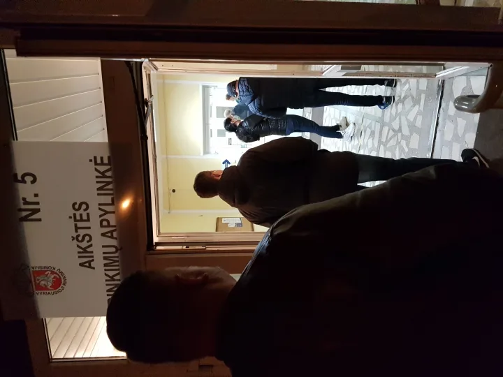 Dėl mandato antrajame rinkimų ture į Seimą Mėguvos rinkimų apygardoje varžysis konservatorius Mindaugas Skritulskas ir "valstietis" Romandas Žiubrys – nuotrauka 3