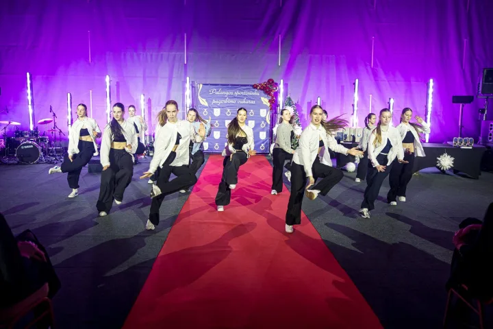 Palangoje nuaidėjo miesto sporto apdovanojimai – kas tapo geriausiais sportininkais ir komandomis 2025-aisiais? (FOTO GALERIJA) – nuotrauka 4