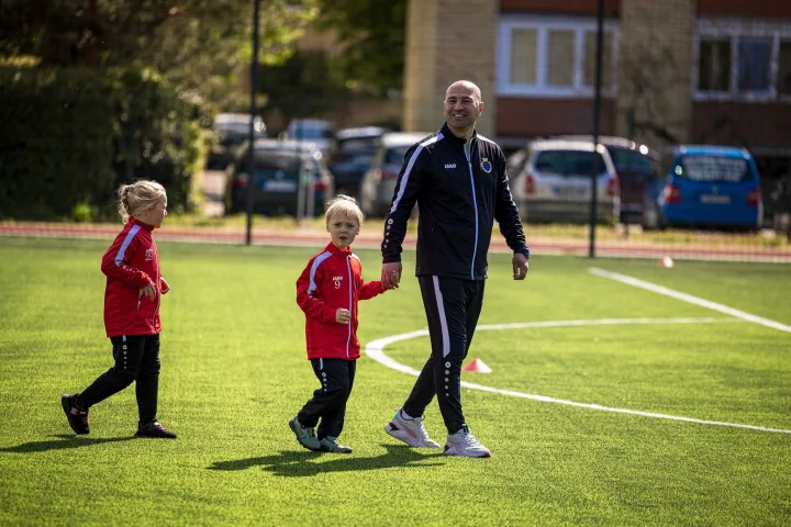 Visuomenei pristatytas atnaujintas Palangos „Baltijos“ pagrindinės mokyklos sporto kompleksas – nuotrauka 7