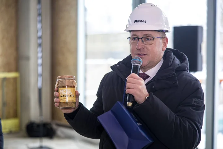 Legendinis Palangos „Naglis“ grįžta: baigtos pagrindinės konstrukcijos, durys atsivers jau šį rudenį (FOTO GALERIJA) – nuotrauka 1