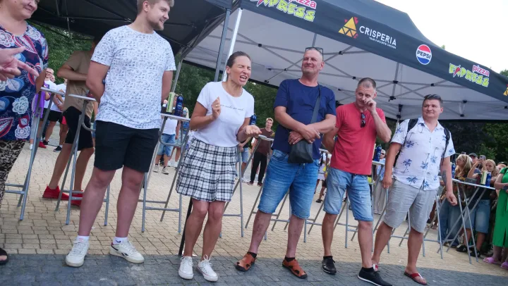 Palangoje kovėsi picų ir traškios vištienos valgymo čempionai – nuotrauka 5