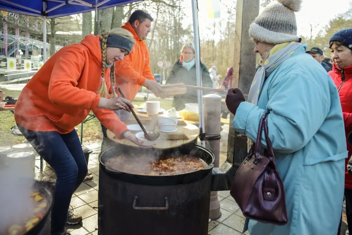 Palangoje šeštadienį nušurmuliavo kilnių širdžių renginys „Lietuvos ir Ukrainos draugystės diena“ (NUOTRAUKŲ GALERIJA) – nuotrauka 4