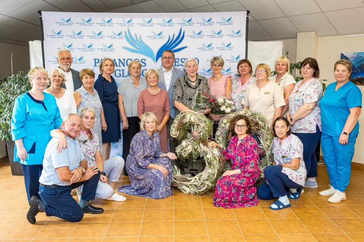 Į poilsį išlydėta 30 metų Palangos globos namams vadovavusi Irena Biriukaitė, ją pakeitė Vaida Bendikė (FOTO GALERIJA) – nuotrauka 3