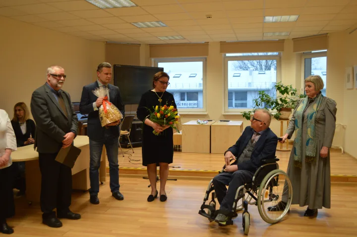 Savivaldybės vardu sveikino Kultūros skyriaus vedėjas Robertas Trautmanas ir Tarybos narė Ilona Pociuvienė.