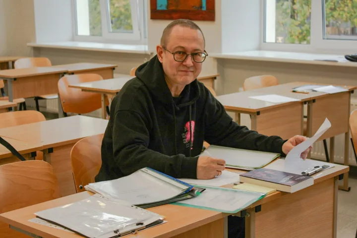 Moksleivių kūrybą vertino poetas Gintaras Grajauskas.