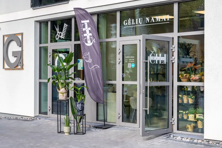 Būrį ištikimų klientų išsiugdę Palangos „Čili Rožė Gėlių namai“ ketvirtąjį gimtadienį pasitinka naujose erdviose patalpose Ganyklų g. 4 – nuotrauka 2