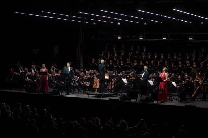 Klaipėdos festivalį atidaręs R. Wagnerio „Lohengrinas“ skendo audringuose žiūrovų plojimuose – nuotrauka 1