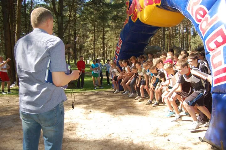Jauniausi bėgo greitai, nes bijojo miške susidurti su vilkais