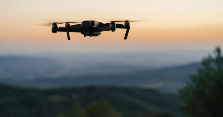 Kuo skiriasi FPV dronai nuo įprastų?