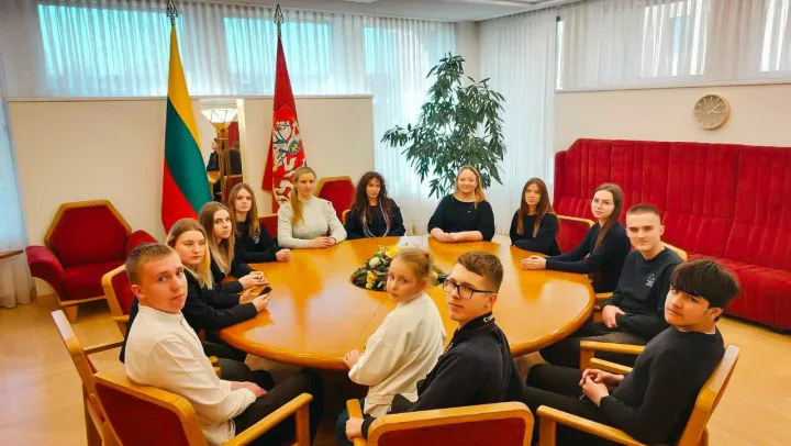 Prezidento pasitarimų kambaryje