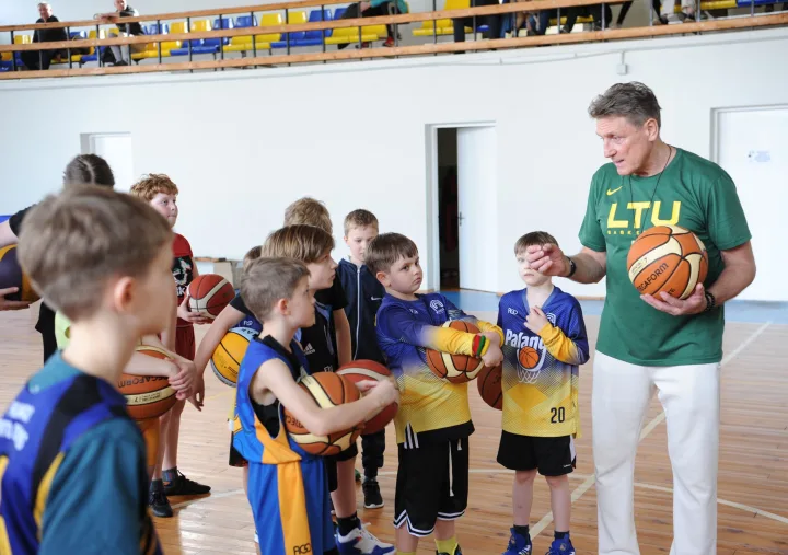Projektas ,,Diena su legenda” pasiekė ir Šventosios pagrindinę mokyklą! – nuotrauka 1