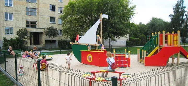 Palangos miesto vaikų žaidimo aikštelėse atlikti smėlio parazitologiniai tyrimai
