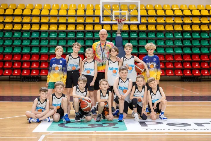 Krepšinio čempionus 28 metus Palangoje ugdantis Regimantas Juška: „Treneris vaikams – tarsi antras tėvas“